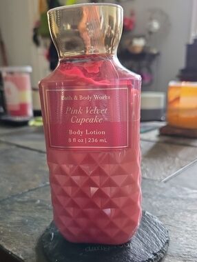 Bath & Body Works Pink Velvet Cupcake Body Lotion